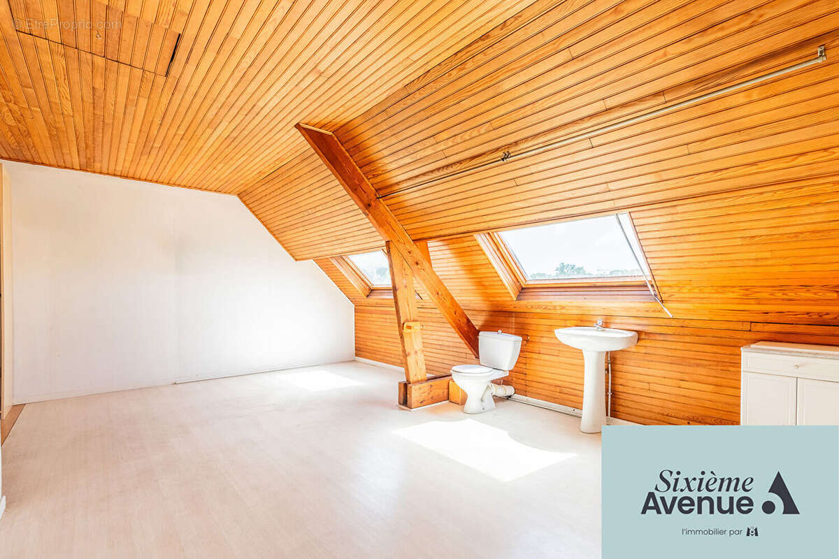 Maison à CHILLY-MAZARIN