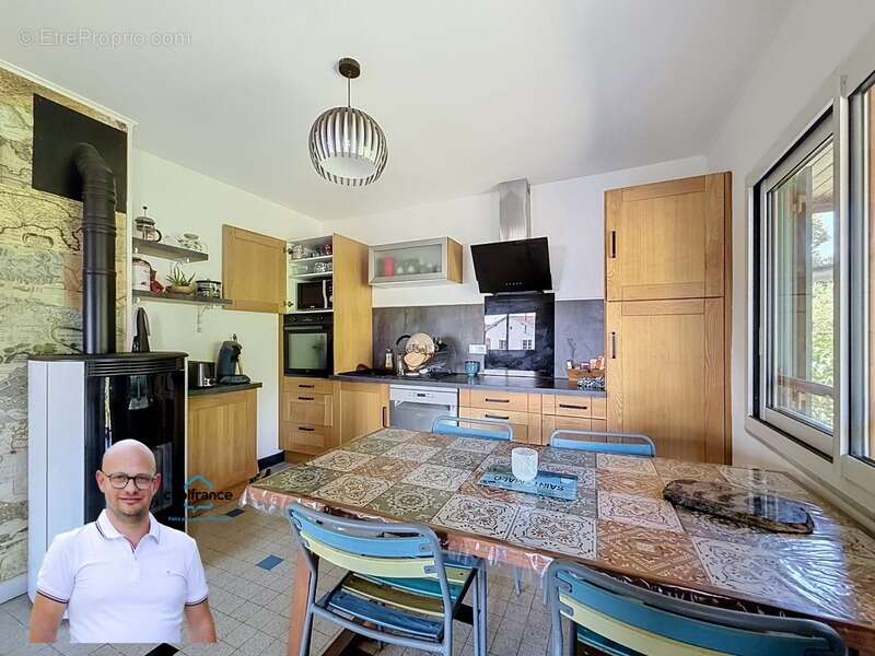 AOSTE, Maison 6 pièces sur plus de 1100m2 de terrain - photo 6