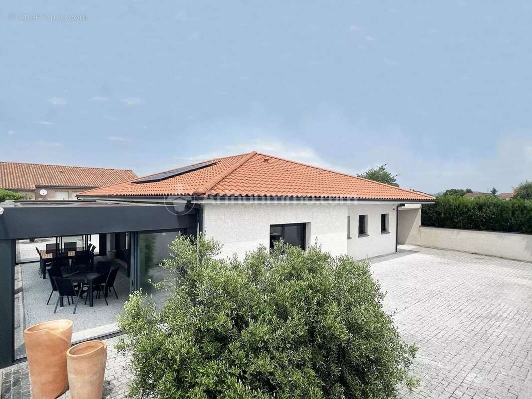 Maison à ORCET