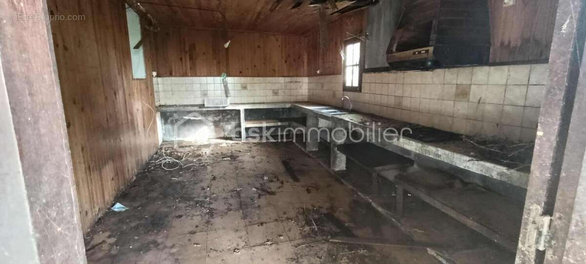 Terrain à SAINT-PIERRE