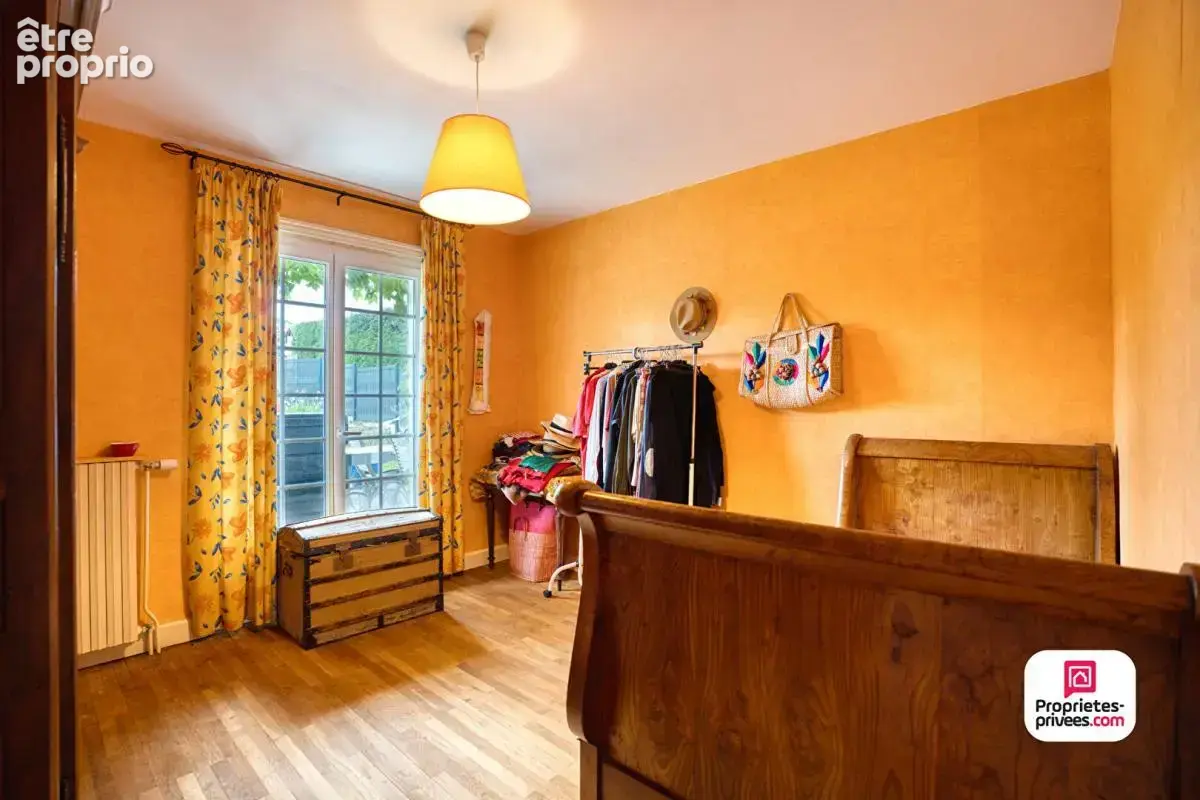 Maison familiale de 232 m² habitables + sous sol complet - Communay - photo 6