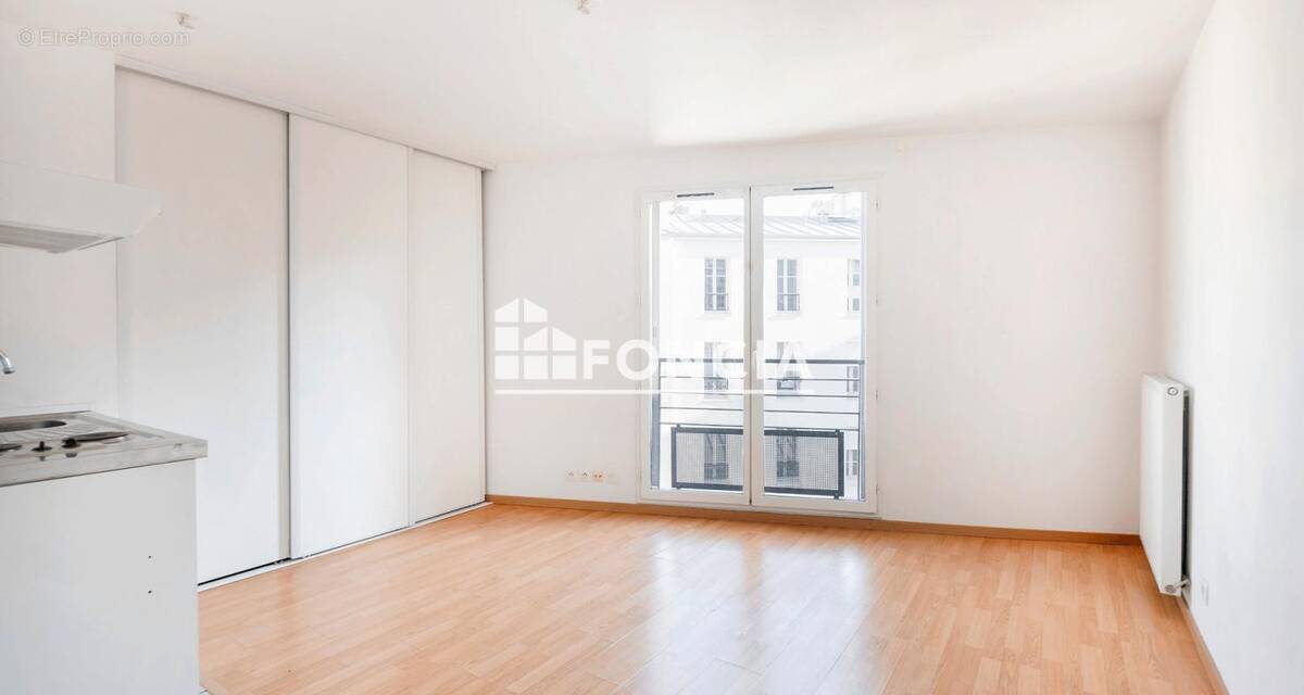 Appartement à PARIS-18E