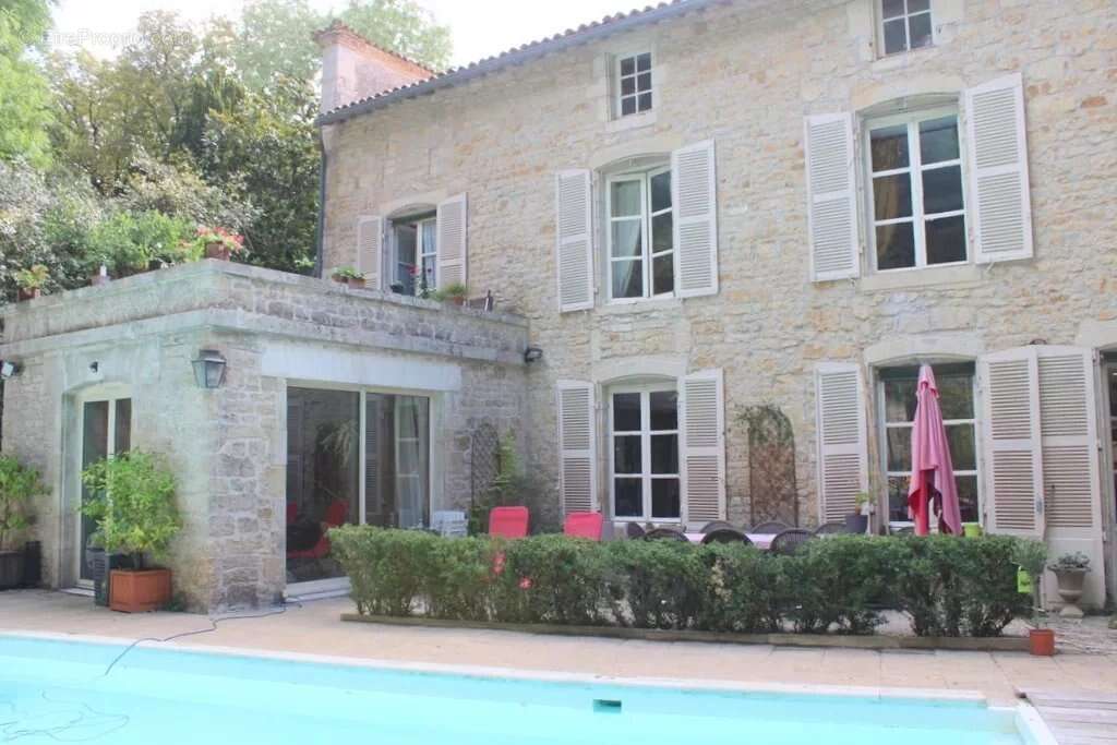Maison à MELLE