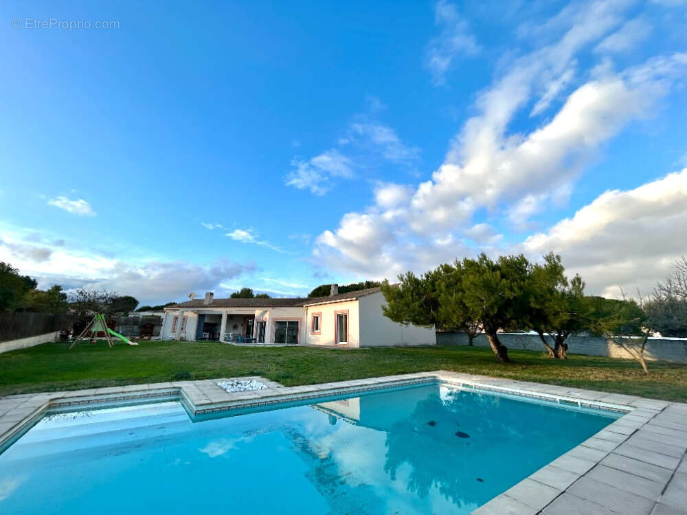 Maison à VILLEMOUSTAUSSOU