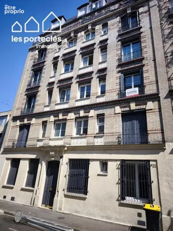 Centre SAINT-DENIS - T3  Beau Potentiel à rénover - photo 2