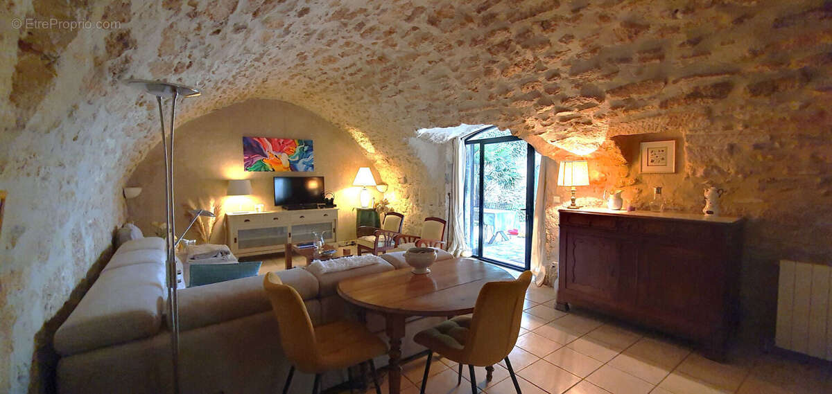 Maison à SOUVIGNARGUES