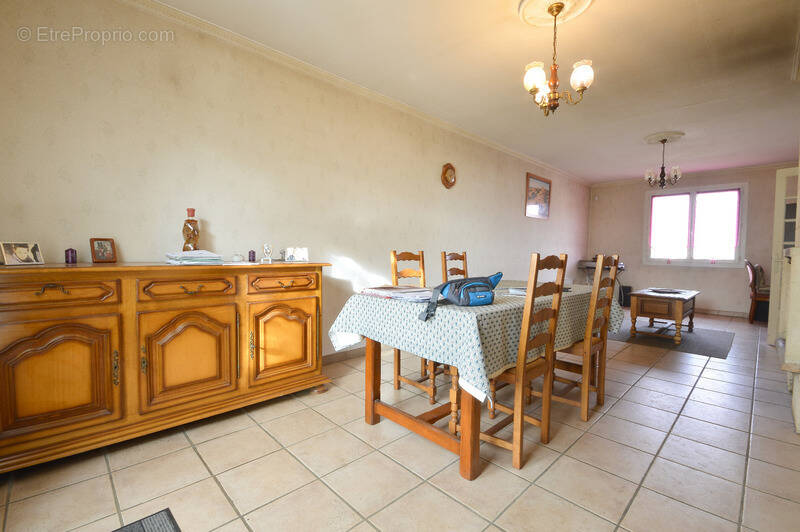 Maison à LA COURONNE