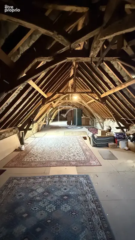 Grande maison familiale en pierre   Volumes, confort et potentiel à Gourdon - photo 15