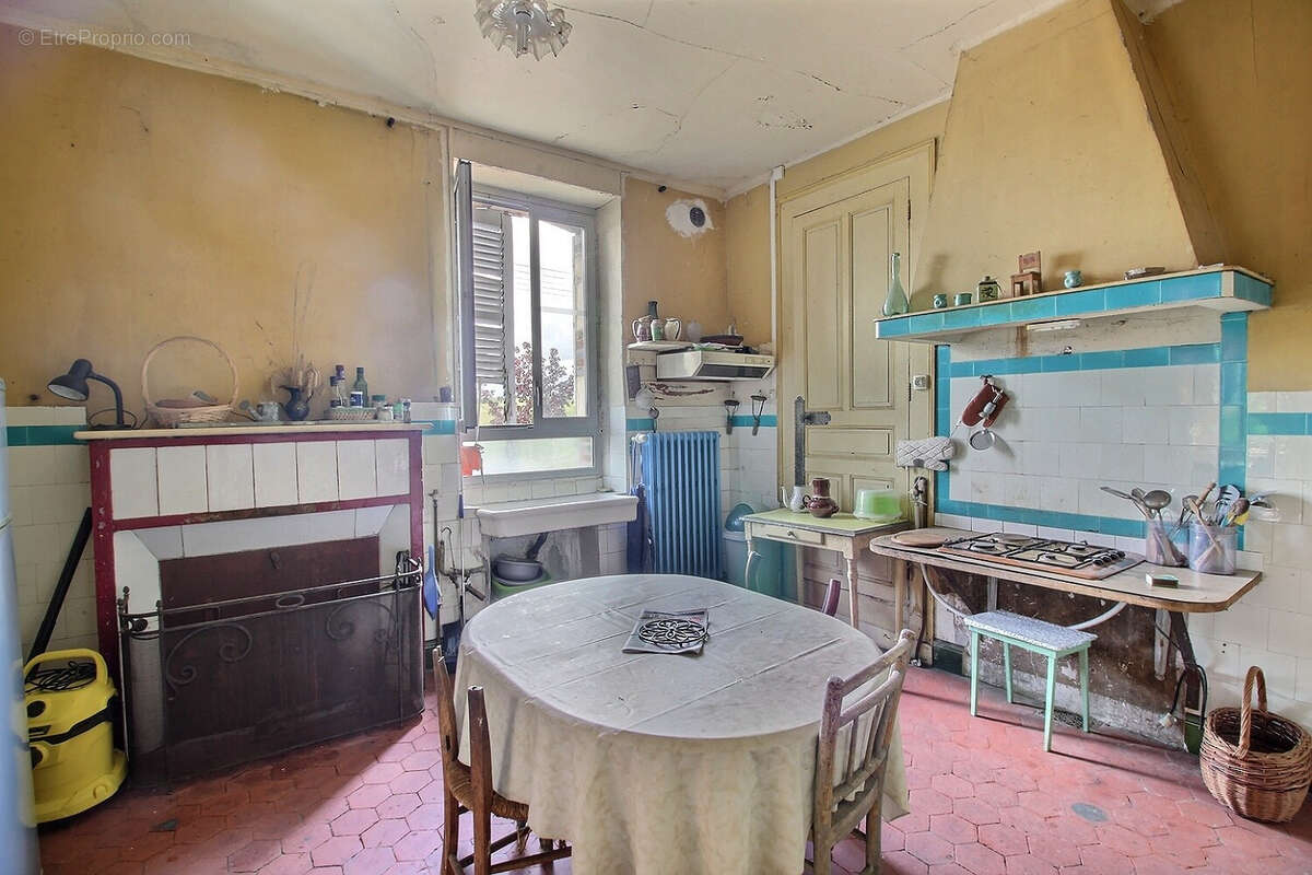 Maison 148 m² à Flogny-La-Chapelle  - photo 8