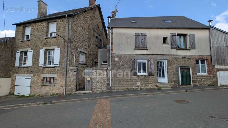 Dpt Orne (61), à vendre LA SAUVAGERE Local commercial - photo 3