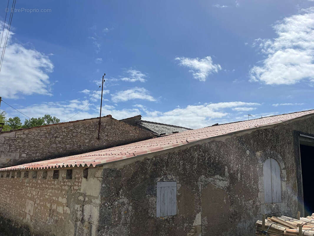 Maison à SAINT-FORT-SUR-GIRONDE