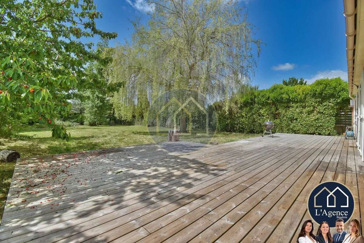 Maison à NOGENT-LE-ROI