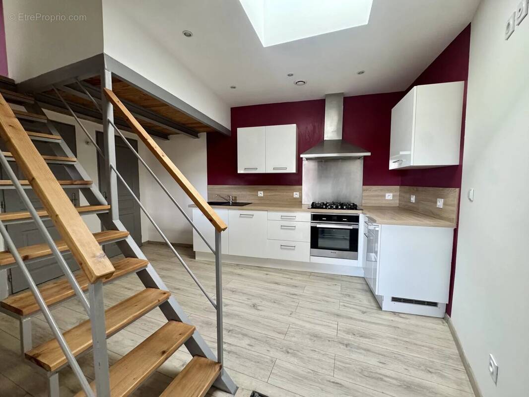 Appartement à BOUCOIRAN-ET-NOZIERES