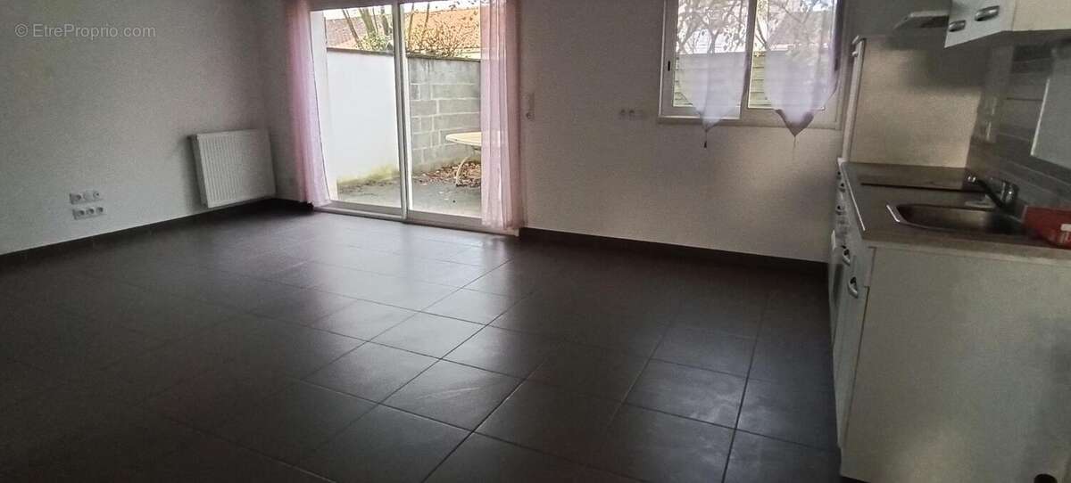 Maison à SURGERES