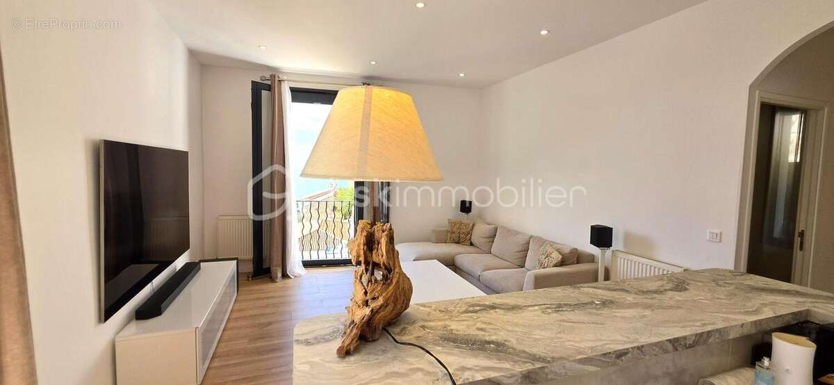 Appartement à ROQUEBRUNE-CAP-MARTIN