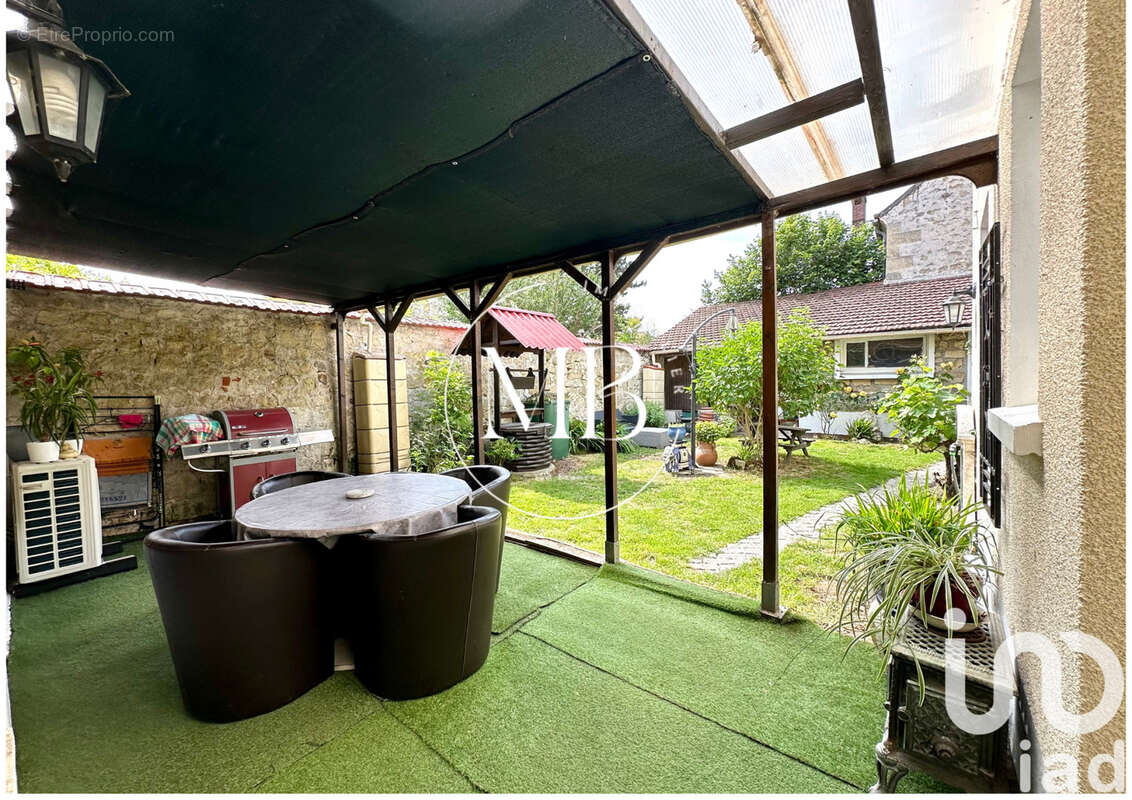 Photo 3 - Maison à SEUGY