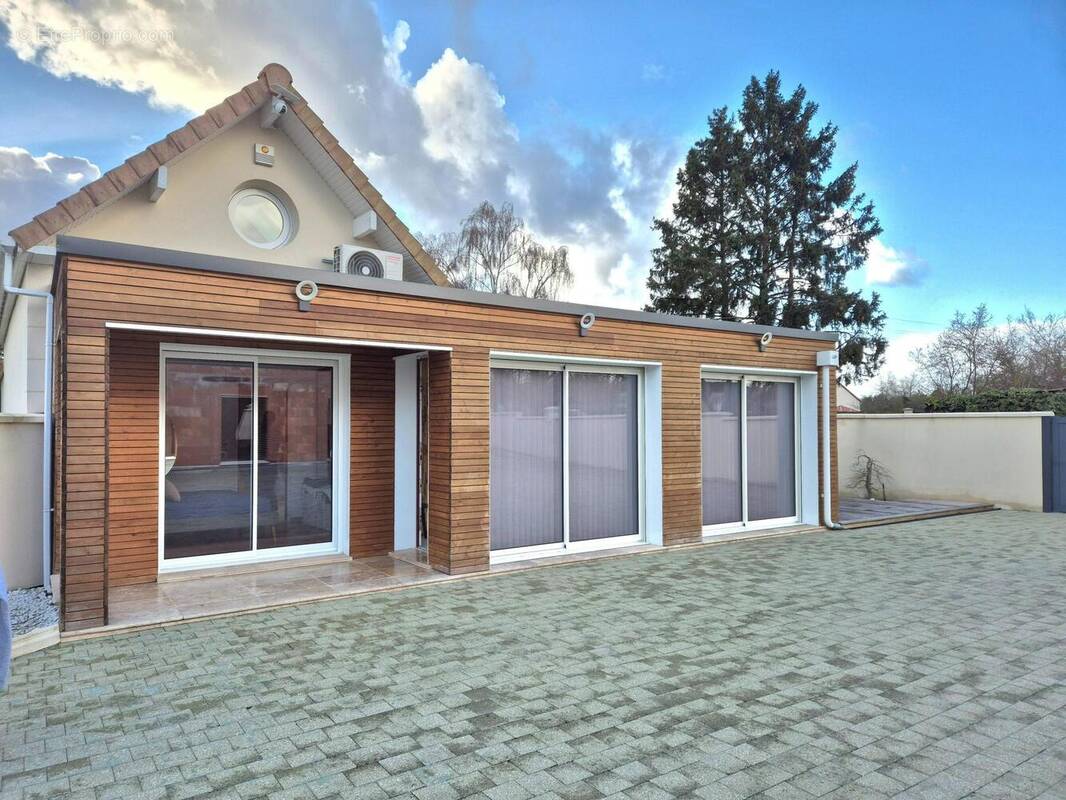 Photo 1 - Maison à BENNECOURT