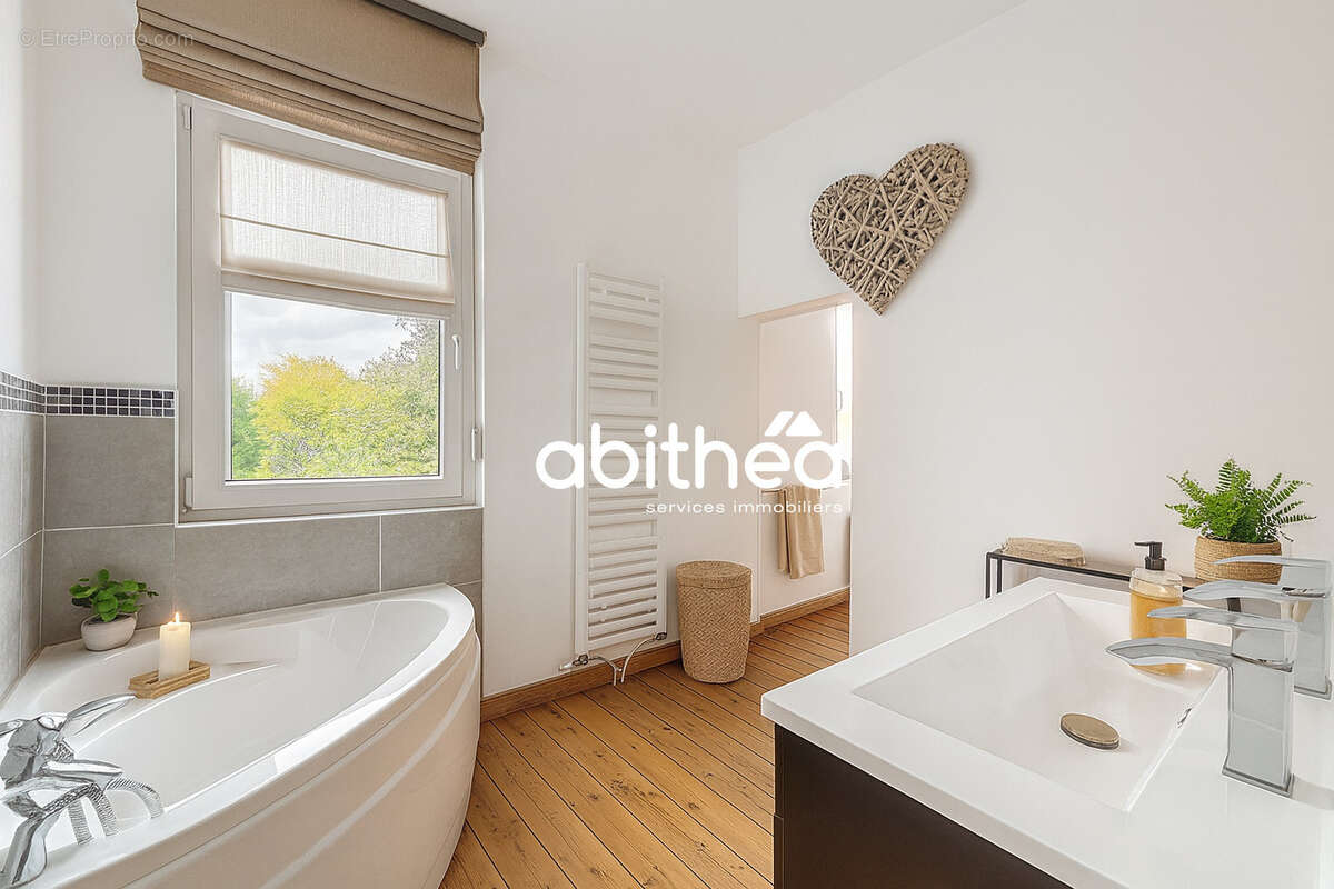 Maison à VALENCIENNES