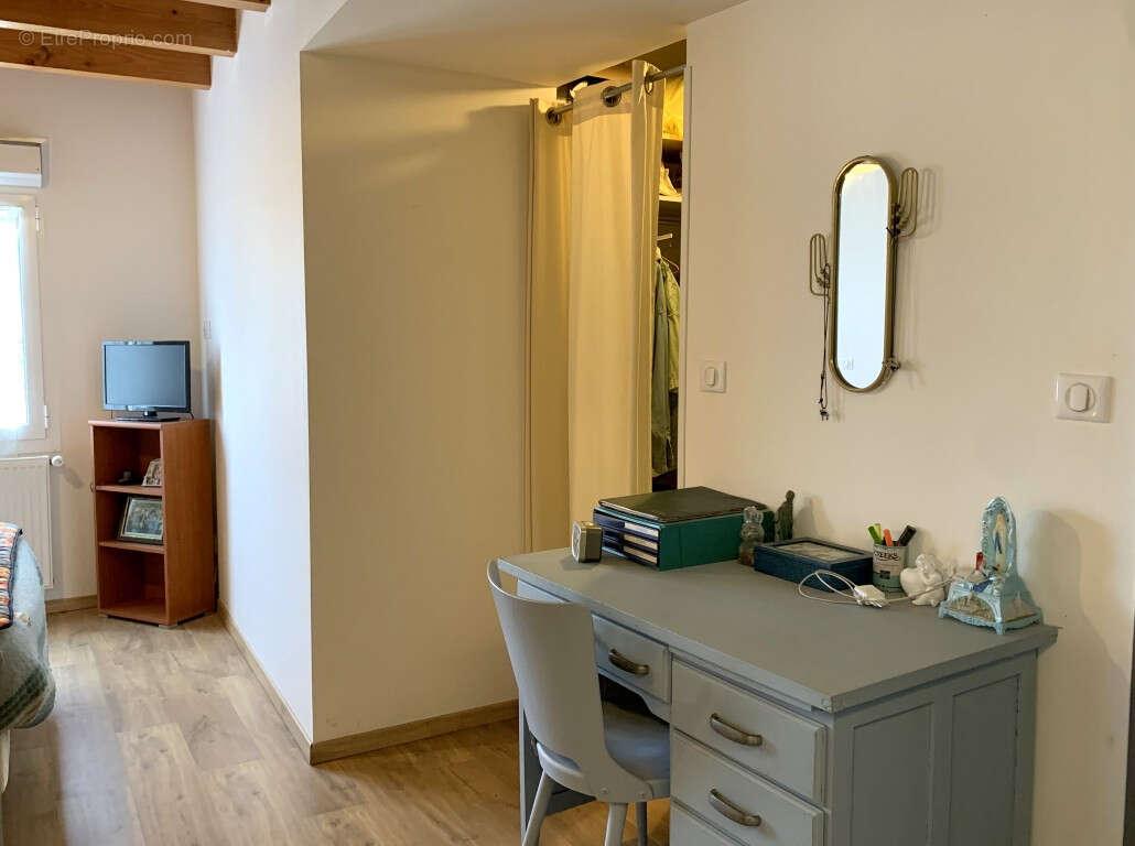 Maison à LAROQUE-DES-ARCS