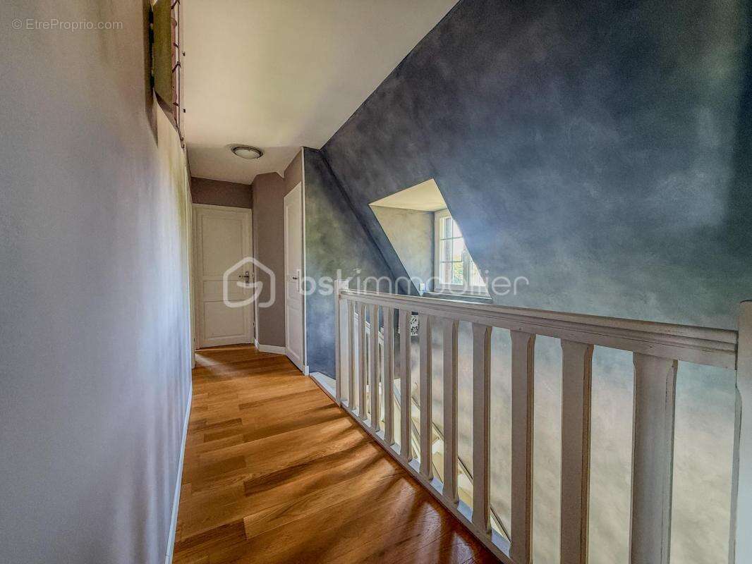 Maison à PONT-L&#039;EVEQUE