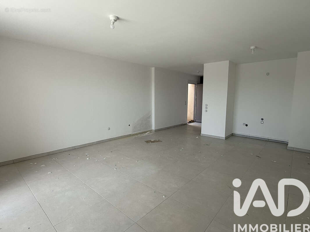 Photo 8 - Appartement à VALERGUES