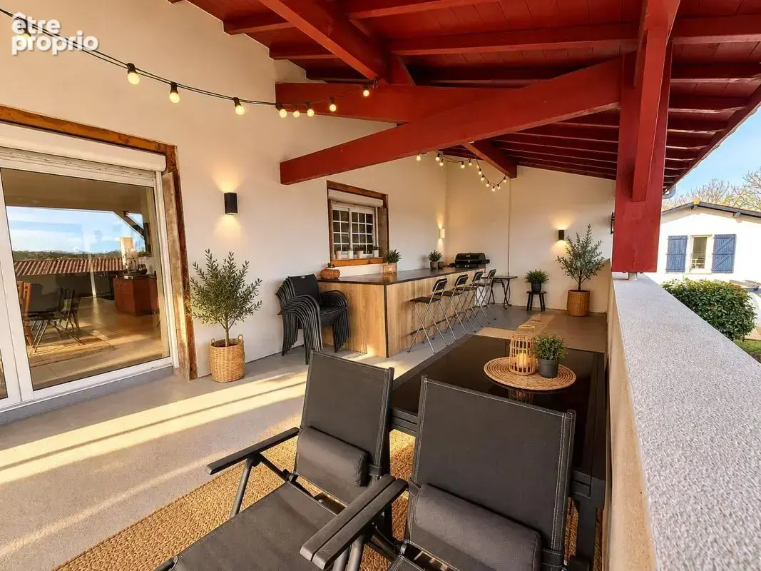 Maison 5 pièces 161 m² à vendre à Bassussarry (64200) - photo 3