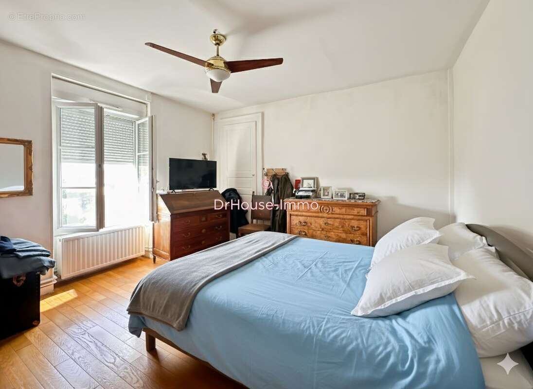 242 m² à Saint-Cosme-En-Vairais  - photo 27