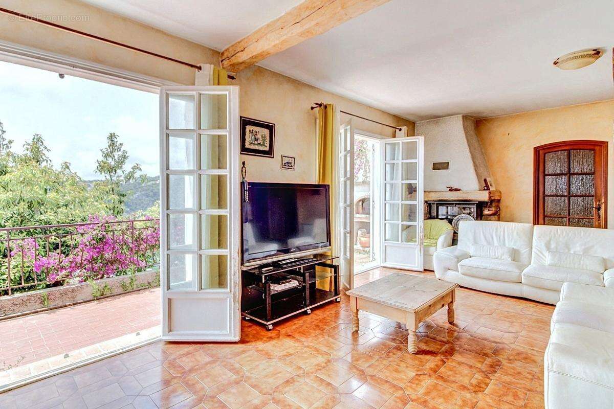 Maison à SAINT-ANDRE-DE-LA-ROCHE