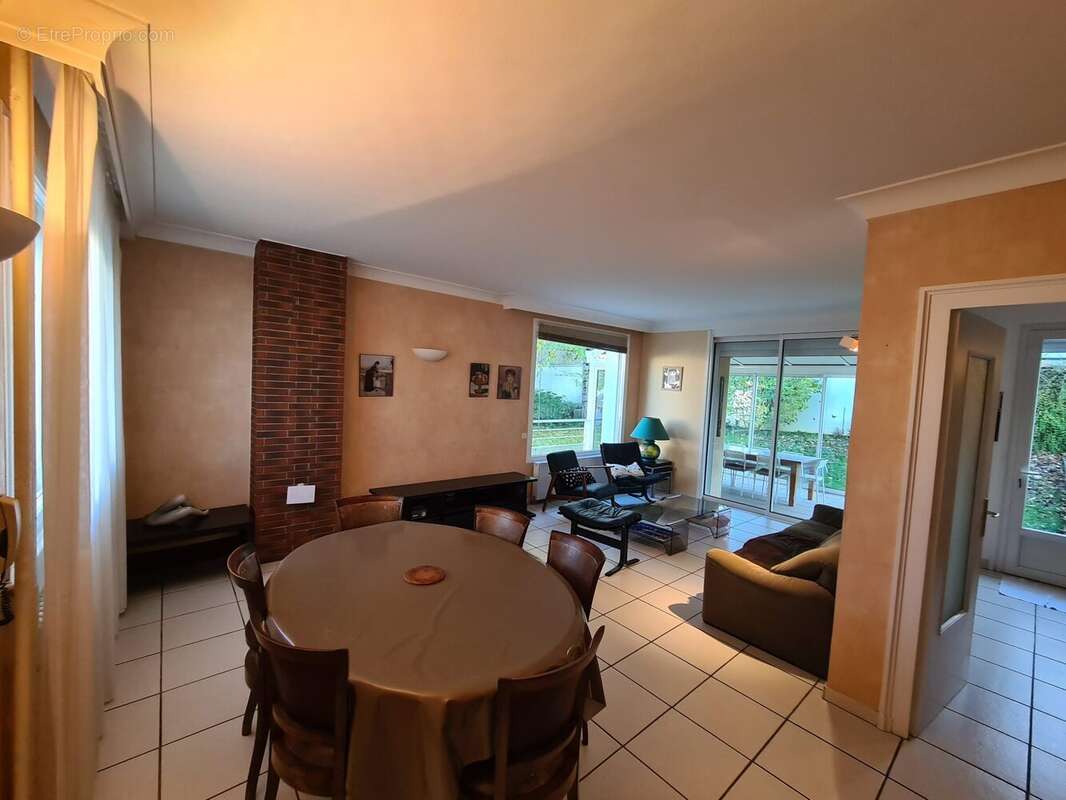 Maison à SAINT-ETIENNE