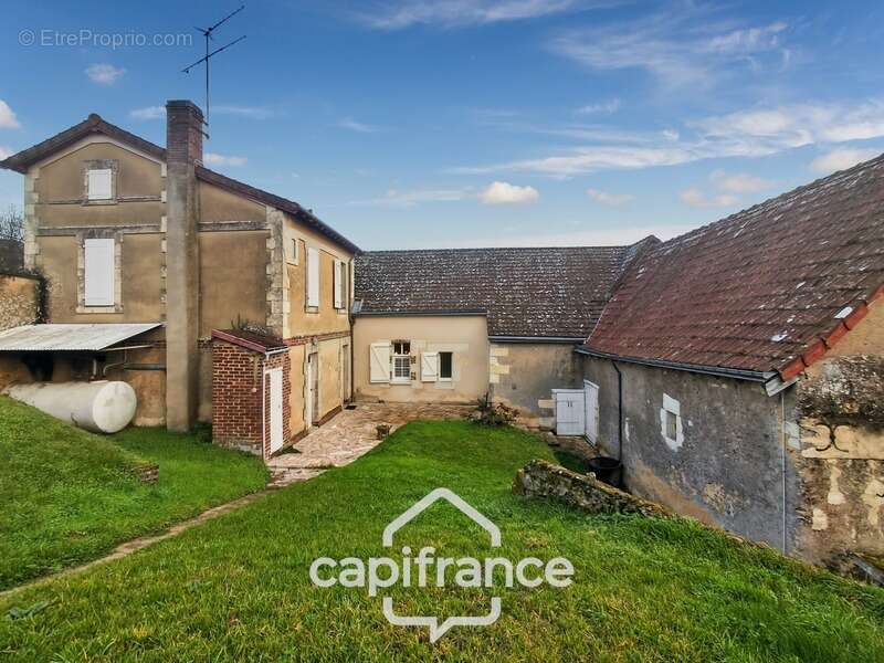Maison à LA CHAPELLE-GAUGAIN