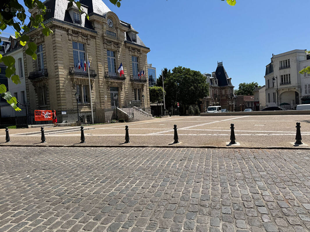 Parking à BRUNOY
