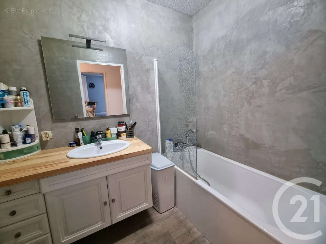 Appartement à ROQUEBRUNE-CAP-MARTIN