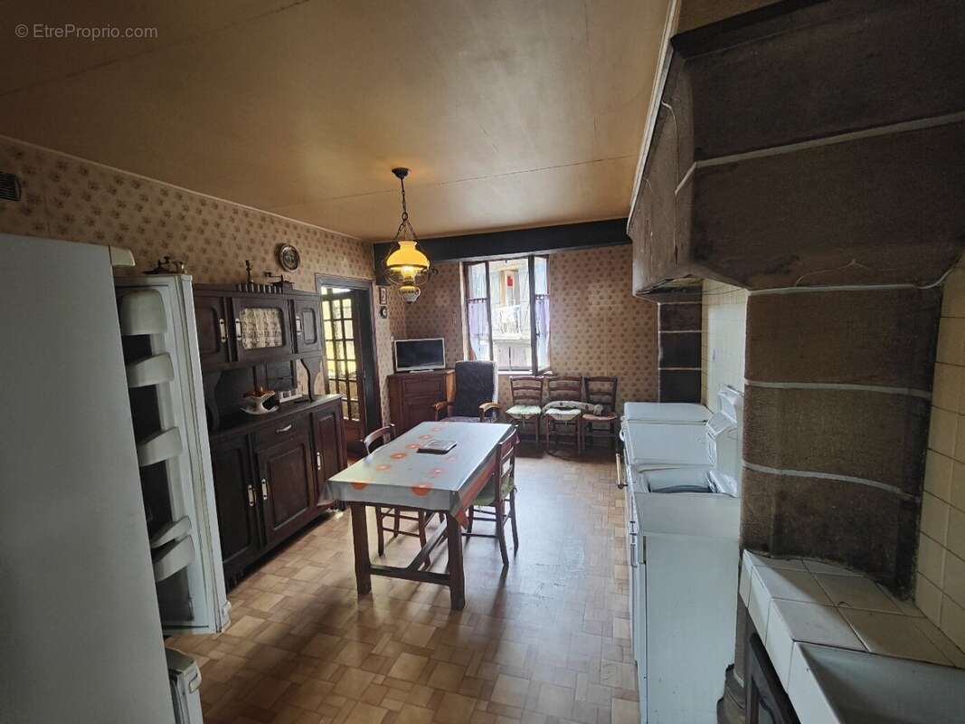 Calmont-maison avec jardin a renover - photo 8