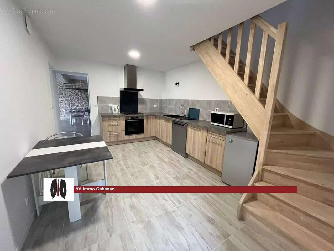 Maison à PUJOLS-SUR-CIRON