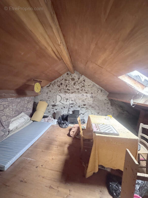 Maison à ROUBION