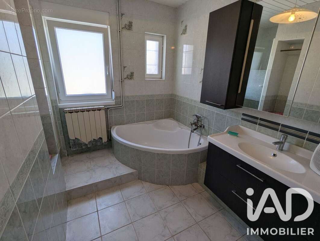 Maison 132 m² à Allouagne  - photo 5