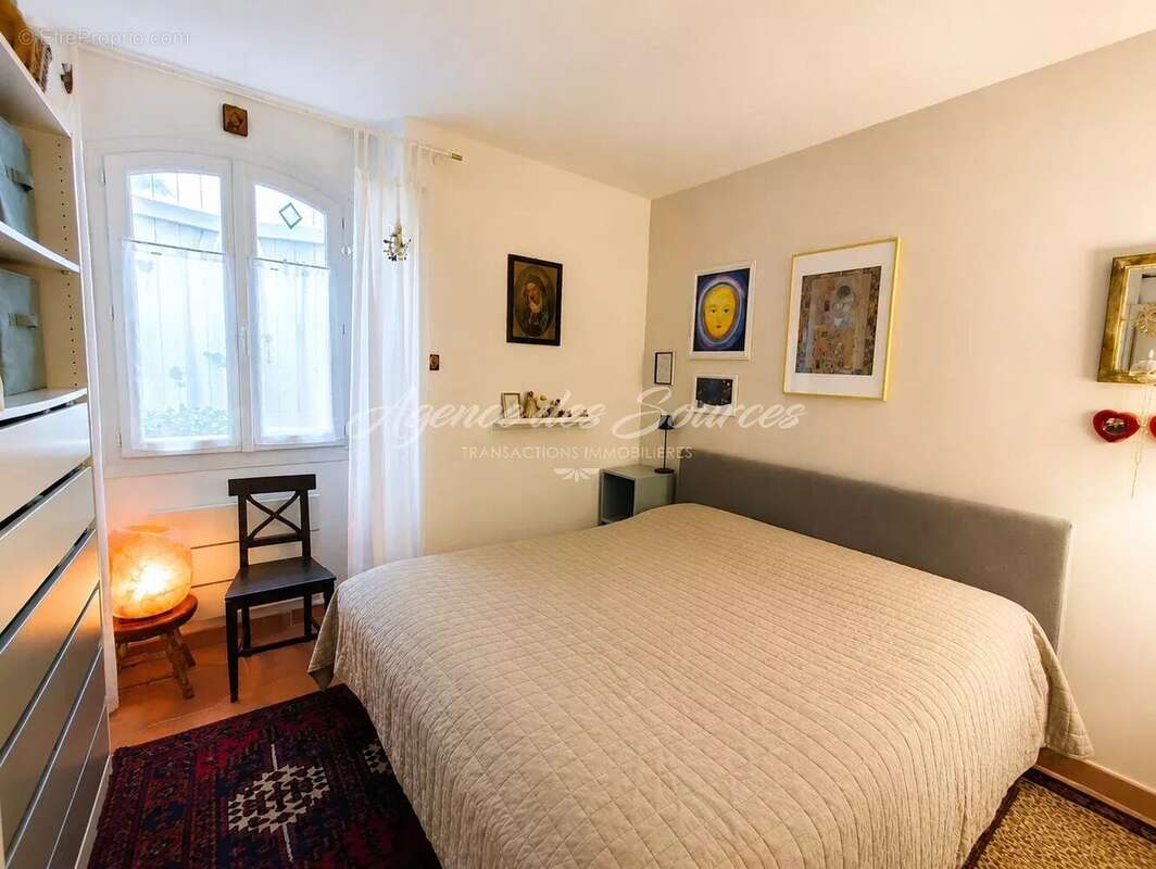 Appartement T2 en rez-de-chausée à Varages - photo 3
