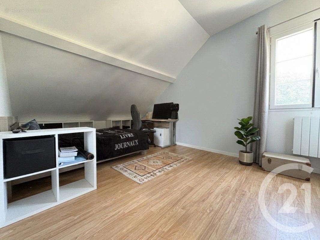 Maison à ANGICOURT