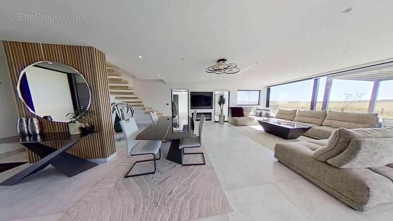 Maison à CHEVIGNY-SAINT-SAUVEUR