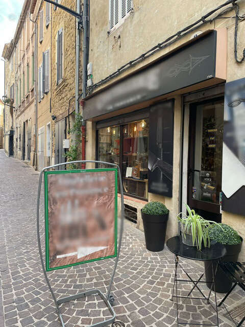 Commerce à SALON-DE-PROVENCE