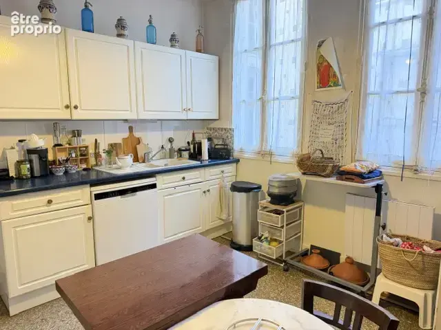 ORLEANS-RECOUVRANCE- Appartement ancien de 121m2 en duplex avec garage- - photo 11