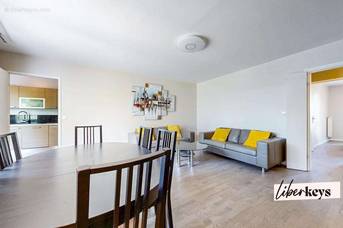 Appartement à GENNEVILLIERS