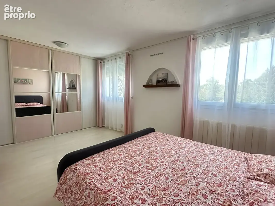 Maison familiale de 7 pièces, 4 chambres sur 1390 m² de jardin - photo 9