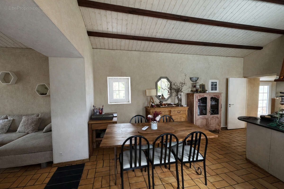 Maison à SAINT-GERVAIS