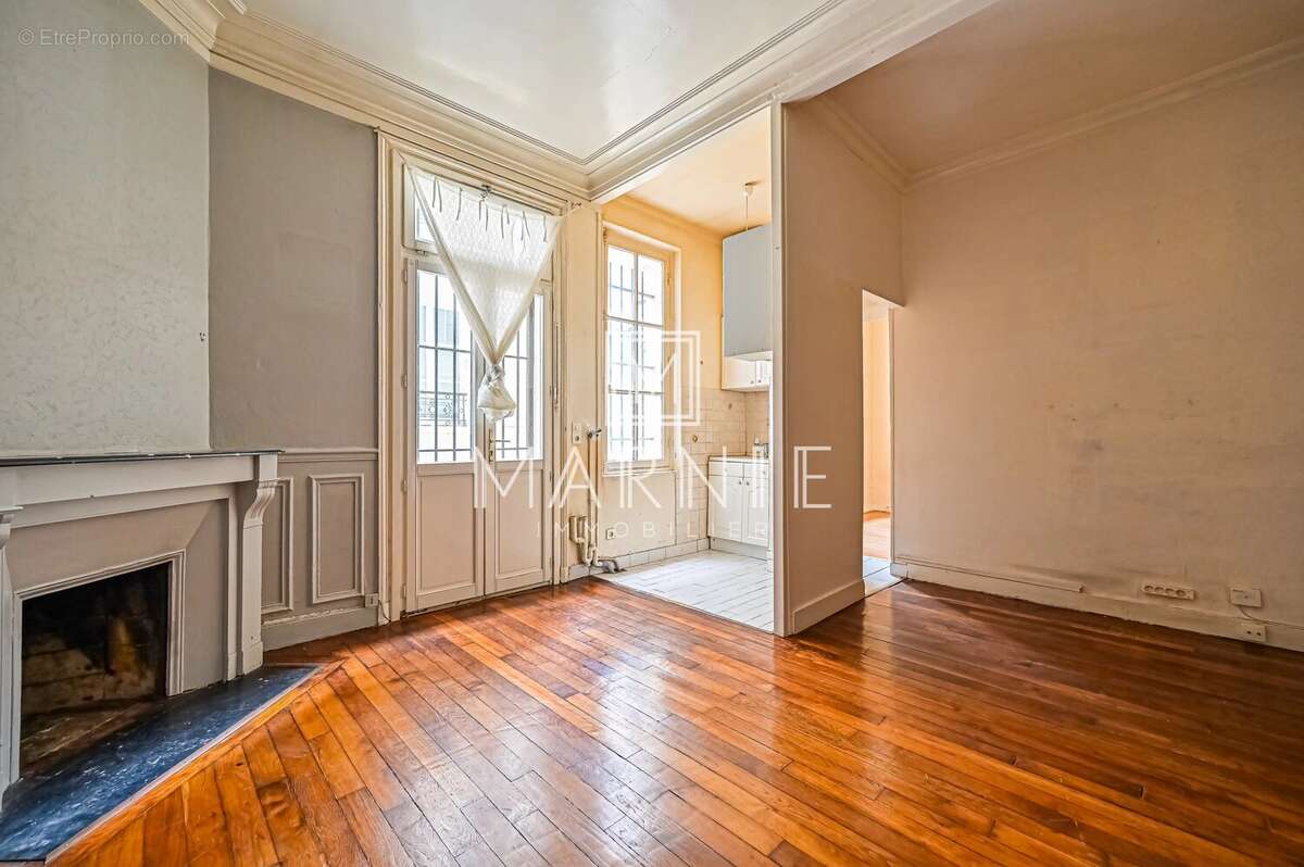 Appartement à PARIS-15E