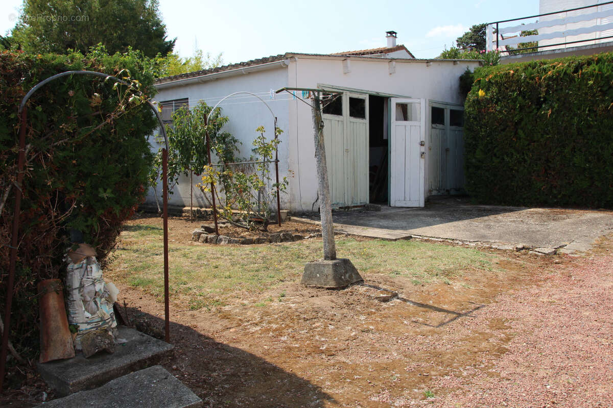 Maison à SAINT-GEORGES-DE-DIDONNE