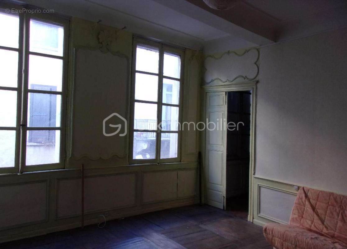 Appartement à VILLEFRANCHE-DE-ROUERGUE