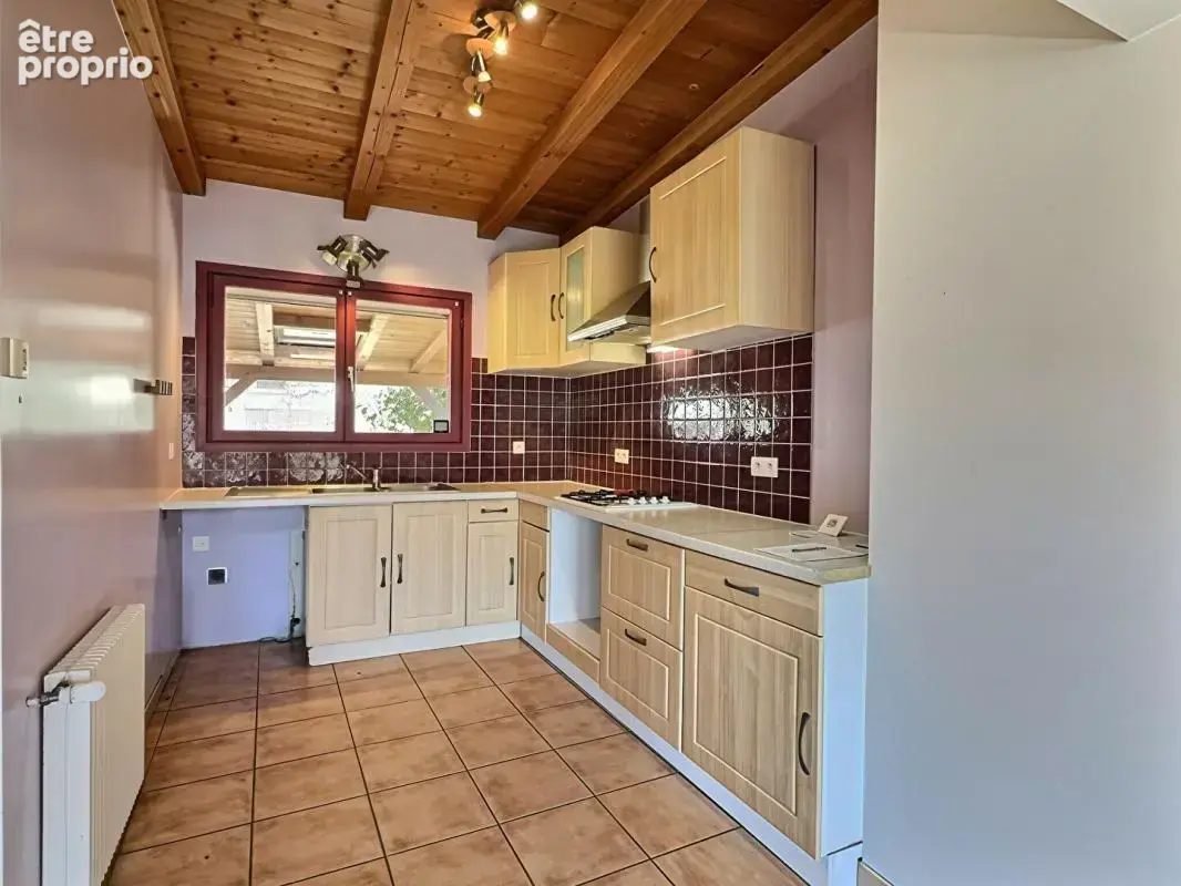 Maison Chambéry quartier Montjay,  développe près de 150 m2 sur 719m2 de terrain - photo 7