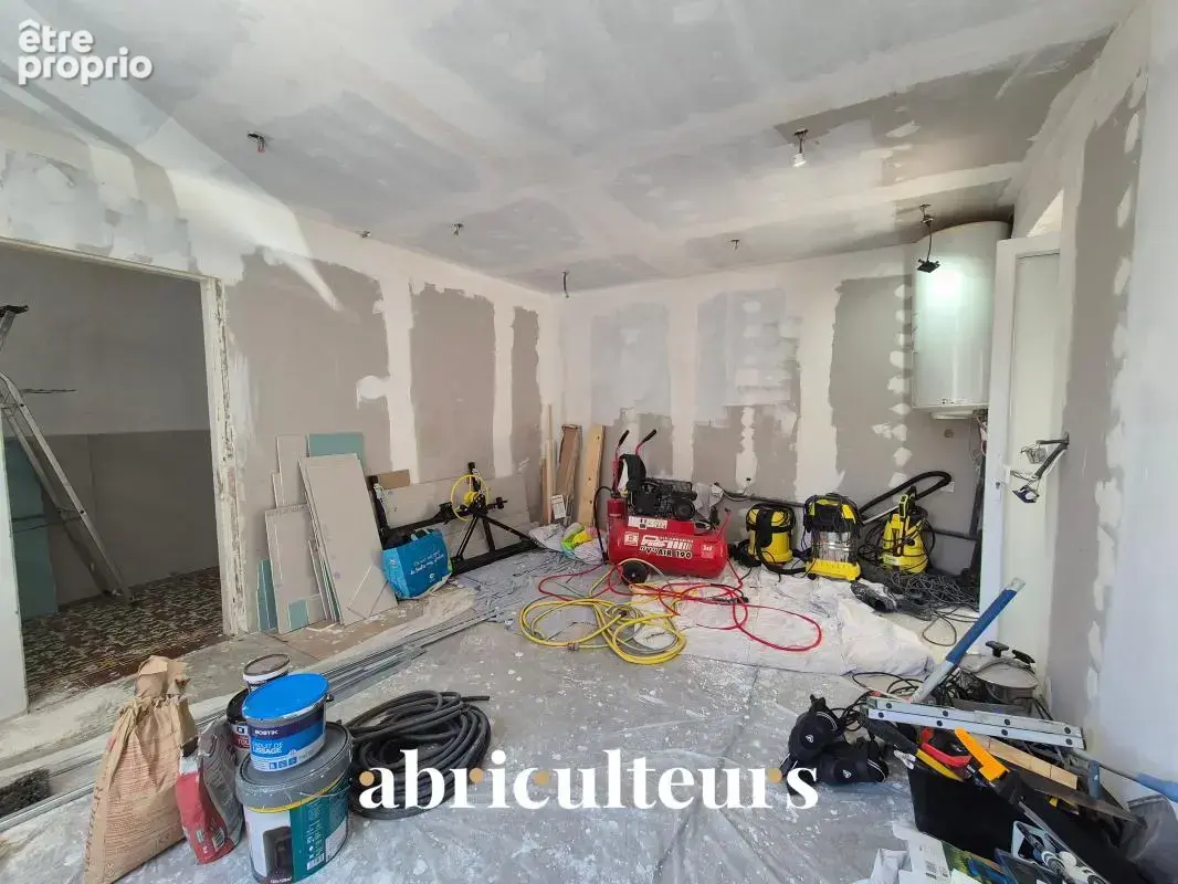 Maison à rénover - 7 pièces - 160 m² - Jarnac centre-ville - photo 11
