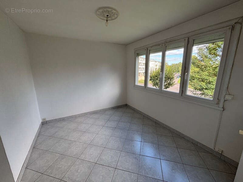 Appartement à CANTELEU